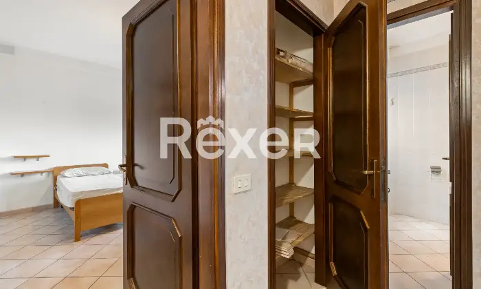 Rexer-Cagliari-Ampio-appartamento-con-balconi-Altro