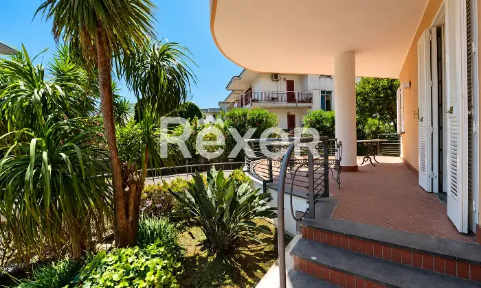 Rexer-Tufino-Villa-di-prestigio-con-giardino-e-ampi-terrazzi-a-Tufino-Altro