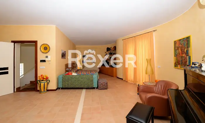 Rexer-Tufino-Villa-di-prestigio-con-giardino-e-ampi-terrazzi-a-Tufino-Altro