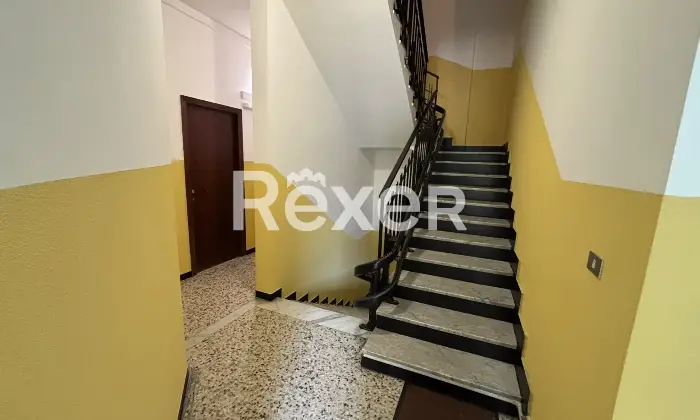 Rexer-Albisola-Superiore-Luminoso-trilocale-con-utile-magazzino-carrabile-Altro