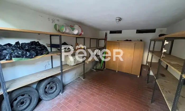 Rexer-Albisola-Superiore-Luminoso-trilocale-con-utile-magazzino-carrabile-Altro