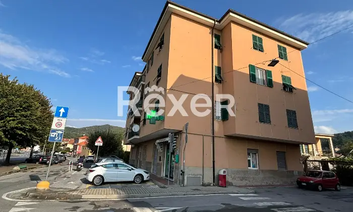 Rexer-Albisola-Superiore-Luminoso-trilocale-con-utile-magazzino-carrabile-Altro