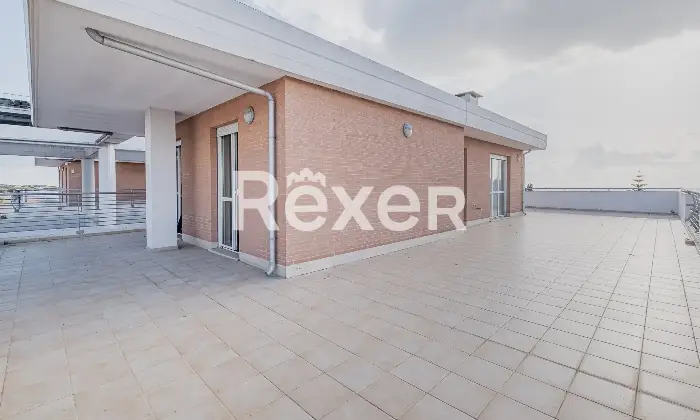 Rexer-Roma-Attico-in-via-Alessandro-Capalti-Terrazzo