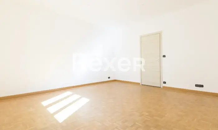 Rexer-Pinerolo-Appartamento-gi-ristrutturato-in-zona-Precollinare-Camera-da-letto