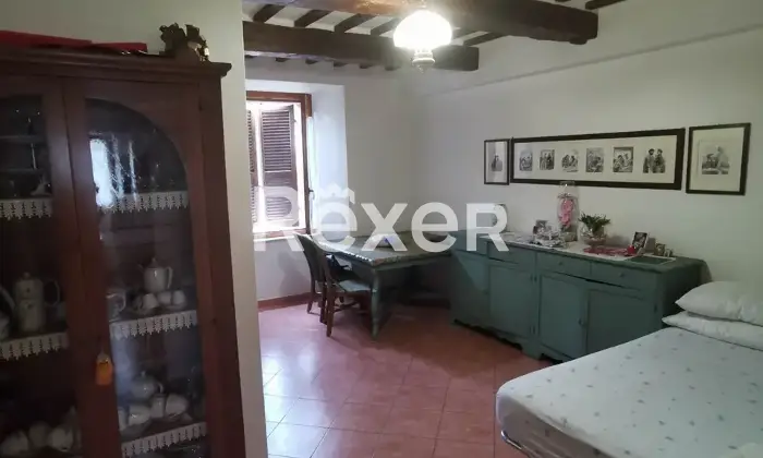 Rexer-Serravalle-di-Chienti-Casa-indipendente-in-vendita-in-Corso-Giacomo-Leopardi-a-Serravalle-di-Chienti-Altro