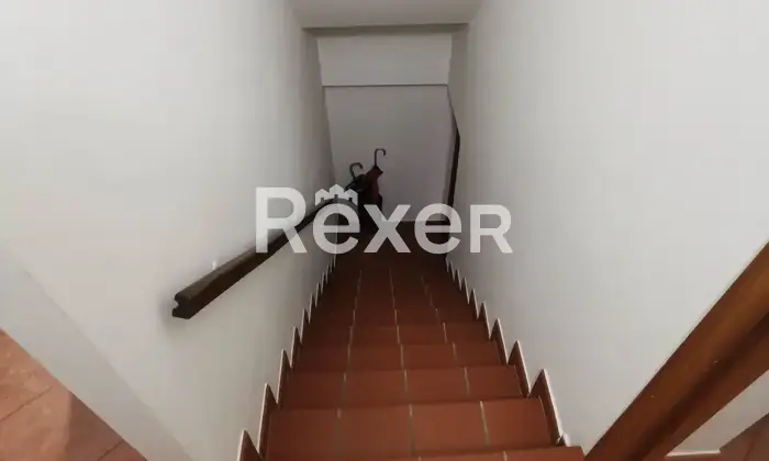 Rexer-Serravalle-di-Chienti-Casa-indipendente-in-vendita-in-Corso-Giacomo-Leopardi-a-Serravalle-di-Chienti-Altro