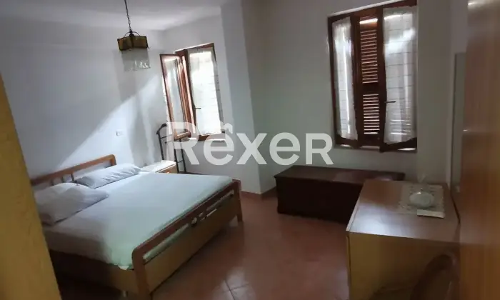 Rexer-Serravalle-di-Chienti-Casa-indipendente-in-vendita-in-Corso-Giacomo-Leopardi-a-Serravalle-di-Chienti-Altro