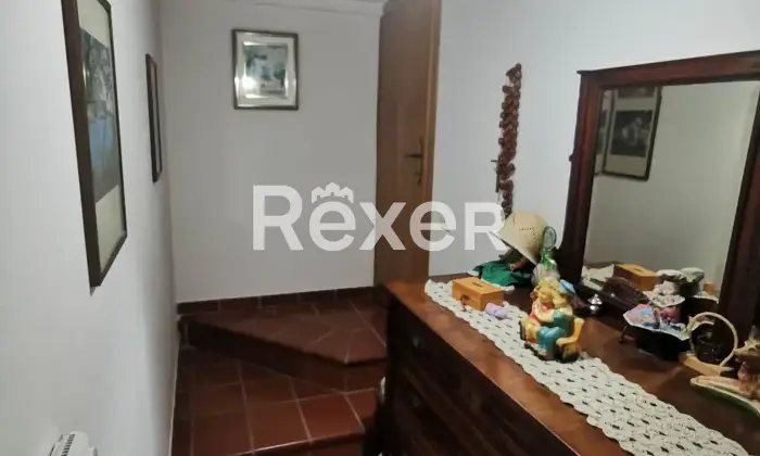 Rexer-Serravalle-di-Chienti-Casa-indipendente-in-vendita-in-Corso-Giacomo-Leopardi-a-Serravalle-di-Chienti-Altro