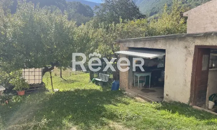 Rexer-Serravalle-di-Chienti-Casa-indipendente-in-vendita-in-Corso-Giacomo-Leopardi-a-Serravalle-di-Chienti-Altro