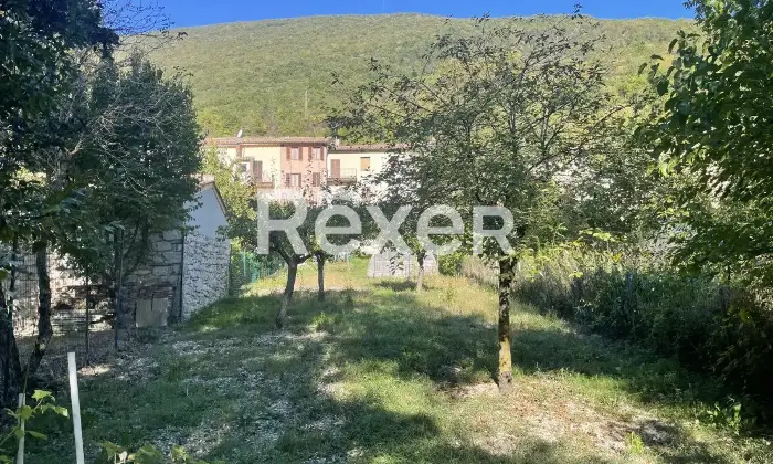 Rexer-Serravalle-di-Chienti-Casa-indipendente-in-vendita-in-Corso-Giacomo-Leopardi-a-Serravalle-di-Chienti-Altro