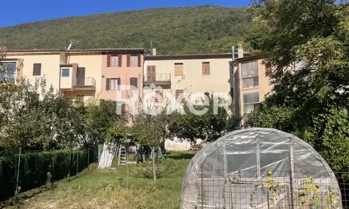 Rexer-Serravalle-di-Chienti-Casa-indipendente-in-vendita-in-Corso-Giacomo-Leopardi-a-Serravalle-di-Chienti-Altro