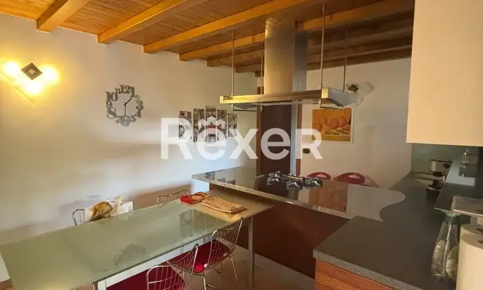 Rexer-Songavazzo-Trilocale-in-residence-con-piscina-Via-Europa-Unita-Songavazzo-Cucina
