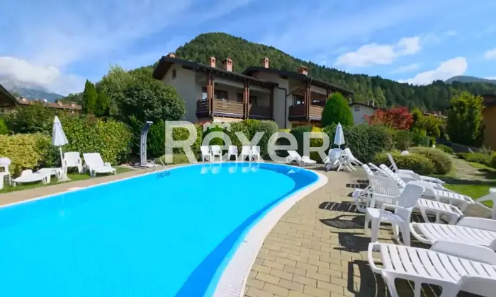 Rexer-Songavazzo-Trilocale-in-residence-con-piscina-Via-Europa-Unita-Songavazzo-Piscina