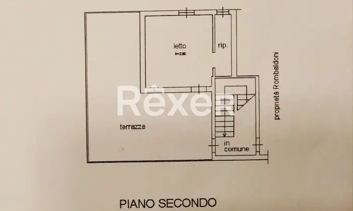 Rexer-Cagli-Monolocale-con-Ampia-Terrazza-Panoramica-nel-Cuore-del-Centro-Storico-Altro