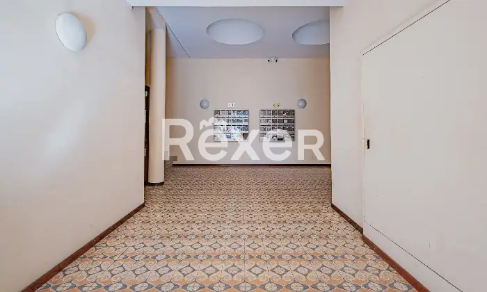 Rexer-Roma-Magliana-Nuova-Trilocale-mq-con-soffitta-mq-Altro