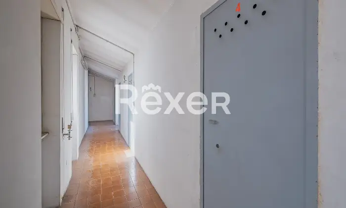 Rexer-Roma-Magliana-Nuova-Trilocale-mq-con-soffitta-mq-Altro