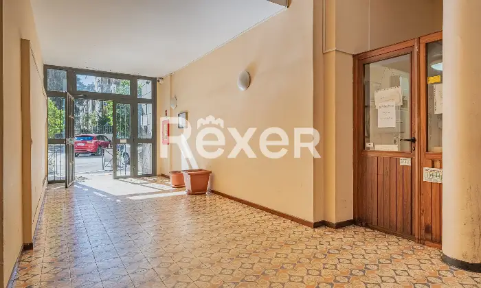 Rexer-Roma-Magliana-Nuova-Trilocale-mq-con-soffitta-mq-Altro
