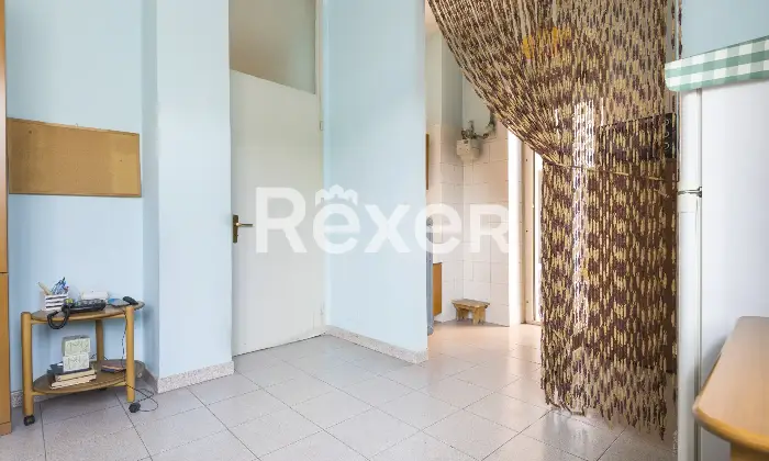 Rexer-Torino-APPARTAMENTO-AL-SECONDO-PIANO-CON-ASCENSORE-Altro
