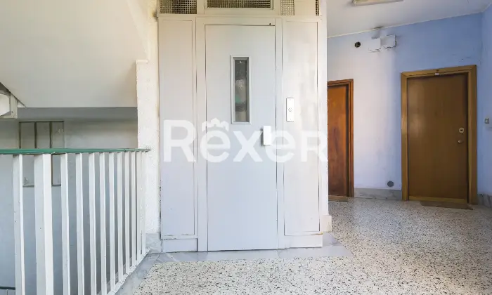 Rexer-Torino-APPARTAMENTO-AL-SECONDO-PIANO-CON-ASCENSORE-Altro
