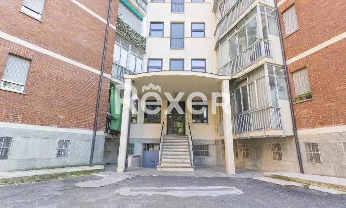 Rexer-Torino-APPARTAMENTO-AL-SECONDO-PIANO-CON-ASCENSORE-Altro