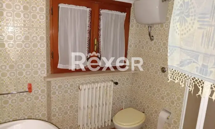 Rexer-Fiastra-Villa-in-vendita-in-Via-Collesanto-a-Fiastra-Altro