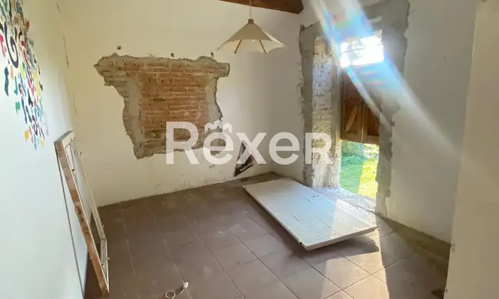 Rexer-Cascinare-Cascina-in-vendita-in-Via-Ugo-Foscolo-a-Cascinare-Altro