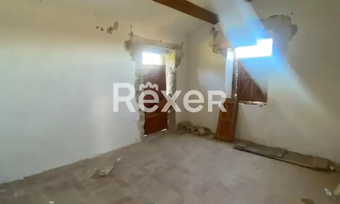 Rexer-Cascinare-Cascina-in-vendita-in-Via-Ugo-Foscolo-a-Cascinare-Altro