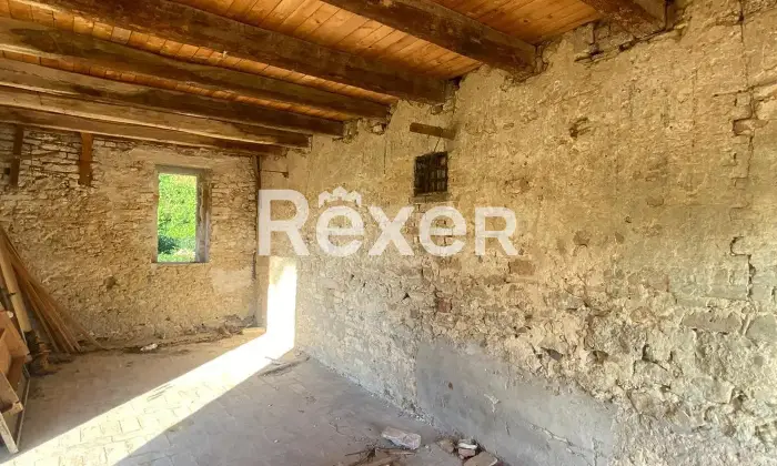 Rexer-Cascinare-Cascina-in-vendita-in-Via-Ugo-Foscolo-a-Cascinare-Altro