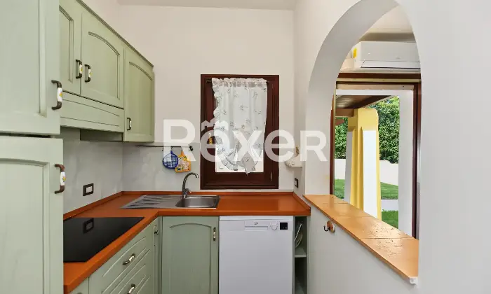 Rexer-Stintino-Porzione-di-villa-bifamiliare-con-ingresso-indipendente-piscina-privata-e-ampio-giardino-Cucina