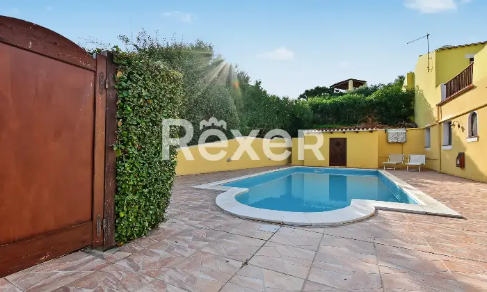 Rexer-Stintino-Porzione-di-villa-bifamiliare-con-ingresso-indipendente-piscina-privata-e-ampio-giardino-Piscina