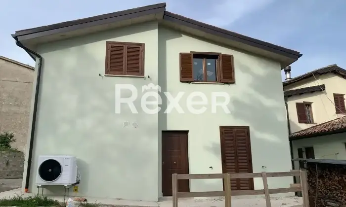 Rexer-Serravalle-di-Chienti-Casa-indipendente-di-nuova-costruzione-antisismica-Frazione-Colle-Lepre-Serravalle-di-Chienti-Altro
