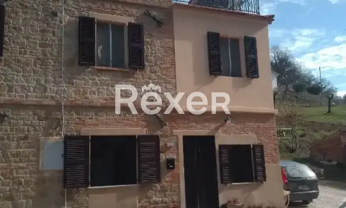 Rexer-SantAngelo-in-Pontano-Casa-di-paese-in-vendita-in-Contrada-LImmacolata-a-SantAngelo-in-Pontano-Altro