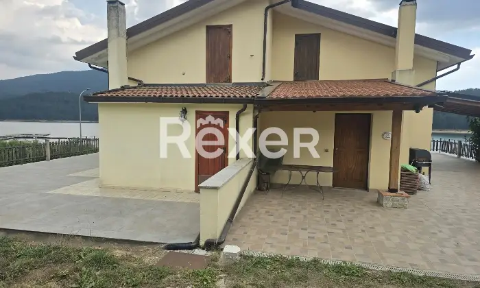Rexer-San-Giovanni-in-Fiore-Villetta-bifamiliare-in-vendita-in-Via-Lungolago-a-San-Giovanni-in-Fiore-Altro