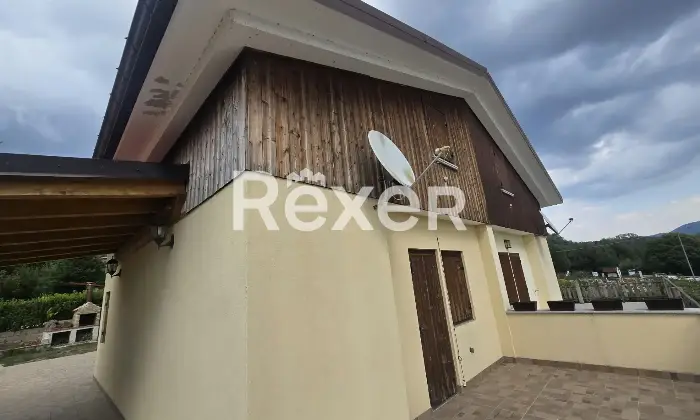 Rexer-San-Giovanni-in-Fiore-Villetta-bifamiliare-in-vendita-in-Via-Lungolago-a-San-Giovanni-in-Fiore-Altro
