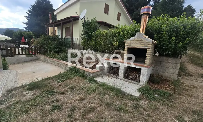 Rexer-San-Giovanni-in-Fiore-Villetta-bifamiliare-in-vendita-in-Via-Lungolago-a-San-Giovanni-in-Fiore-Altro