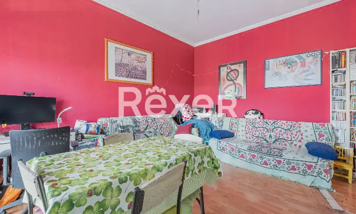 Rexer-Roma-Bilocale-con-box-auto-Altro