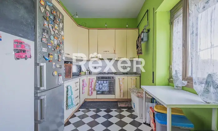 Rexer-Roma-Bilocale-con-box-auto-Altro