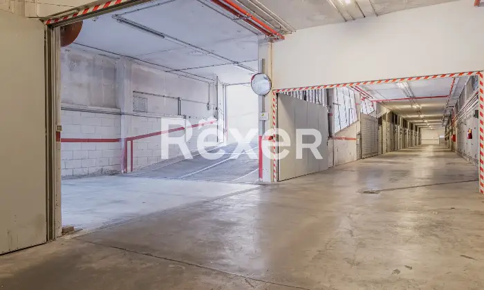 Rexer-Roma-Bilocale-con-box-auto-Altro