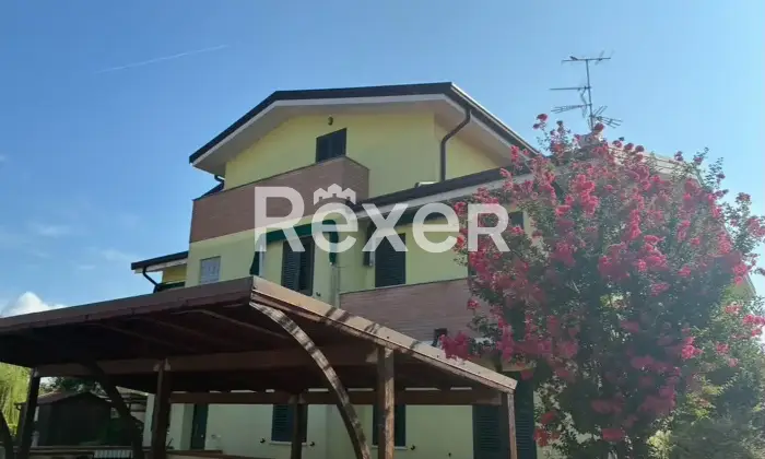Rexer-Ostellato-Attico-in-vendita-in-Via-Gioacchino-Rossini-ad-Ostellato-Altro