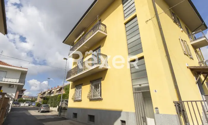Rexer-Chieri-APPARTAMENTO-DI-MQ-CATASTALI-IN-PICCOLA-PALAZZINA-Altro