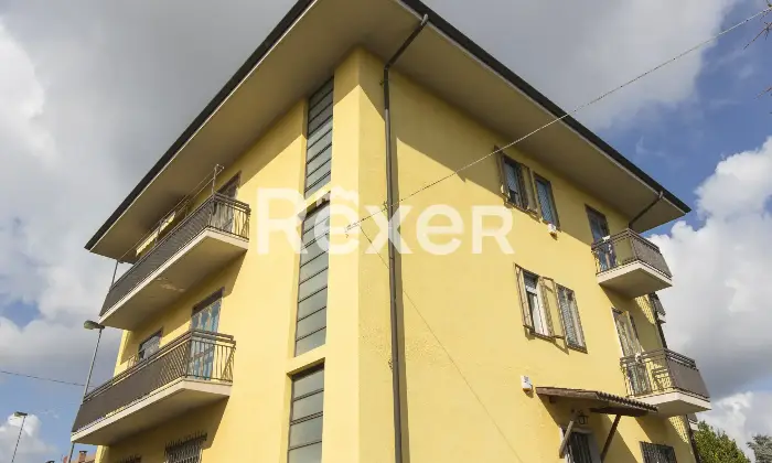 Rexer-Chieri-APPARTAMENTO-DI-MQ-CATASTALI-IN-PICCOLA-PALAZZINA-Altro