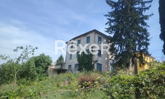 Rexer-Mont-Beccaria-Casa-indipendente-di-ampia-metratura-con-giardino-e-vista-panoramica-Mont-Beccaria-Altro