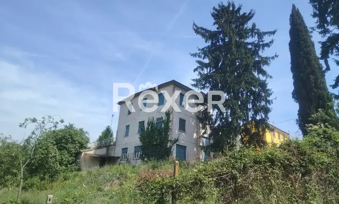 Rexer-Mont-Beccaria-Casa-indipendente-di-ampia-metratura-con-giardino-e-vista-panoramica-Mont-Beccaria-Altro