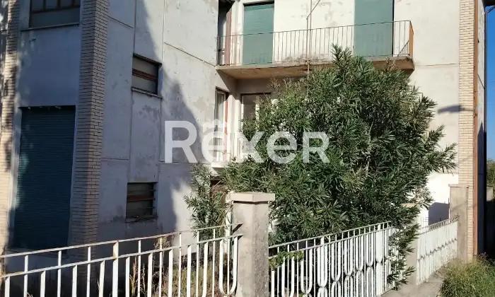 Rexer-Mont-Beccaria-Casa-indipendente-di-ampia-metratura-con-giardino-e-vista-panoramica-Mont-Beccaria-Altro
