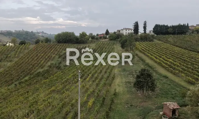 Rexer-Mont-Beccaria-Casa-indipendente-di-ampia-metratura-con-giardino-e-vista-panoramica-Mont-Beccaria-Altro
