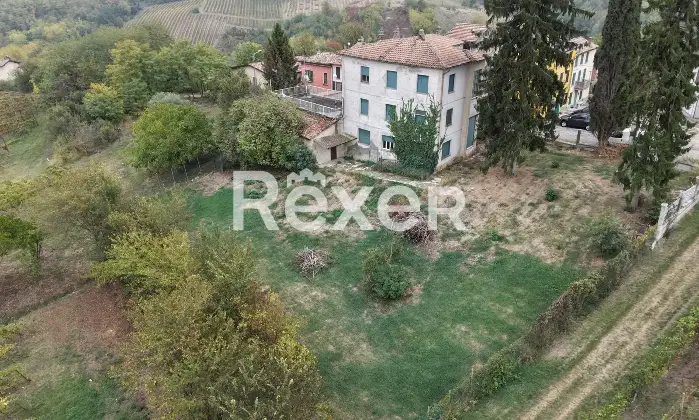 Rexer-Mont-Beccaria-Casa-indipendente-di-ampia-metratura-con-giardino-e-vista-panoramica-Mont-Beccaria-Altro