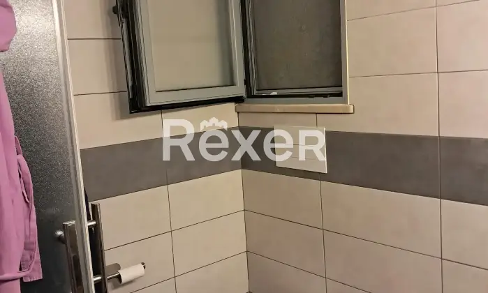 Rexer-Bojano-Casa-indipendente-con-mq-di-giardino-a-bojano-Bagno