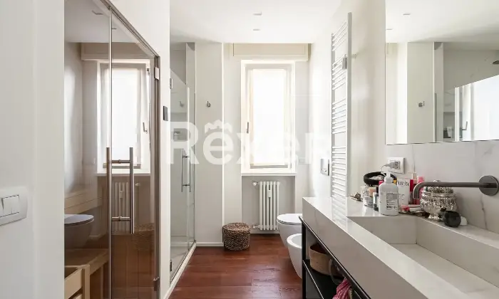 Rexer-Milano-Elegante-residenza-di-mq-completamente-ristrutturata-Altro