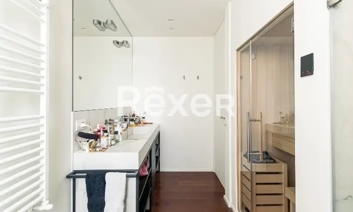 Rexer-Milano-Elegante-residenza-di-mq-completamente-ristrutturata-Altro