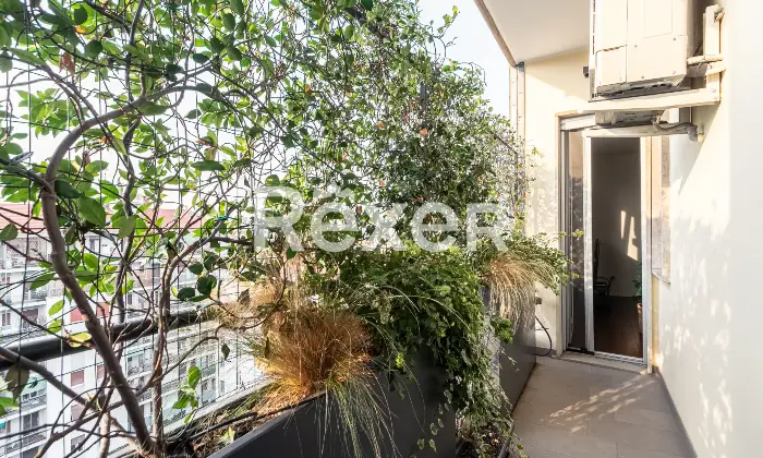 Rexer-Milano-Elegante-residenza-di-mq-completamente-ristrutturata-Altro